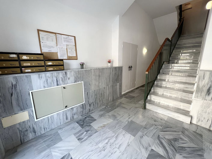 Image No.19-2 Bed Apartment for sale