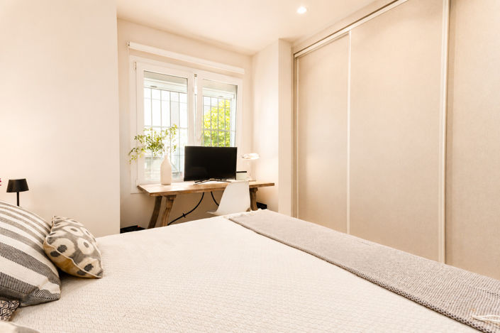 Image No.16-6 Bed Townhouse for sale
