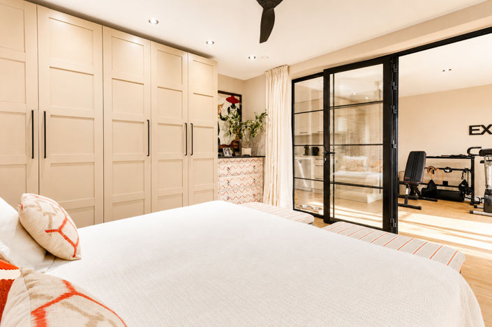 Image No.23-6 Bed Townhouse for sale