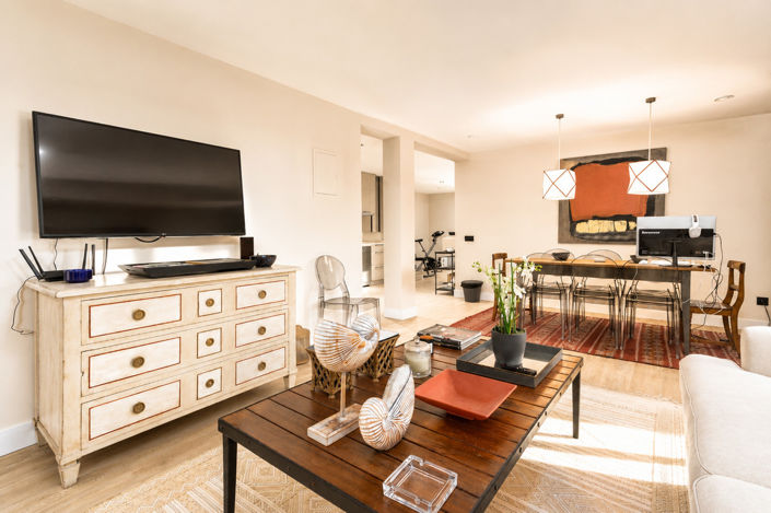 Image No.27-6 Bed Townhouse for sale