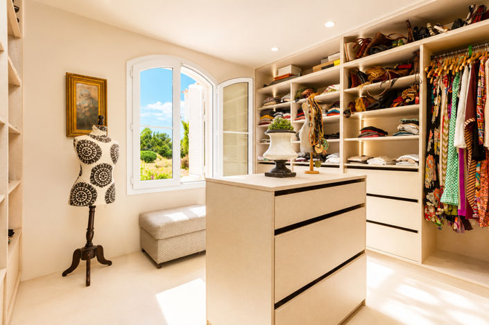 Image No.48-6 Bed Townhouse for sale
