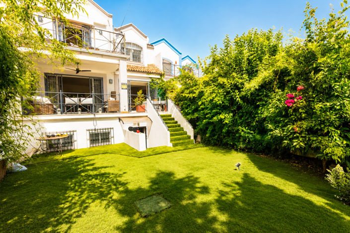 Image No.54-6 Bed Townhouse for sale