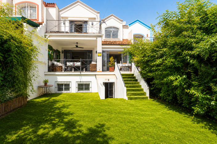 Image No.55-6 Bed Townhouse for sale