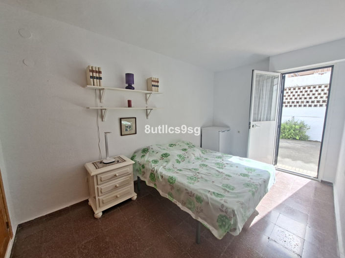 Image No.15-2 Bed Villa for sale