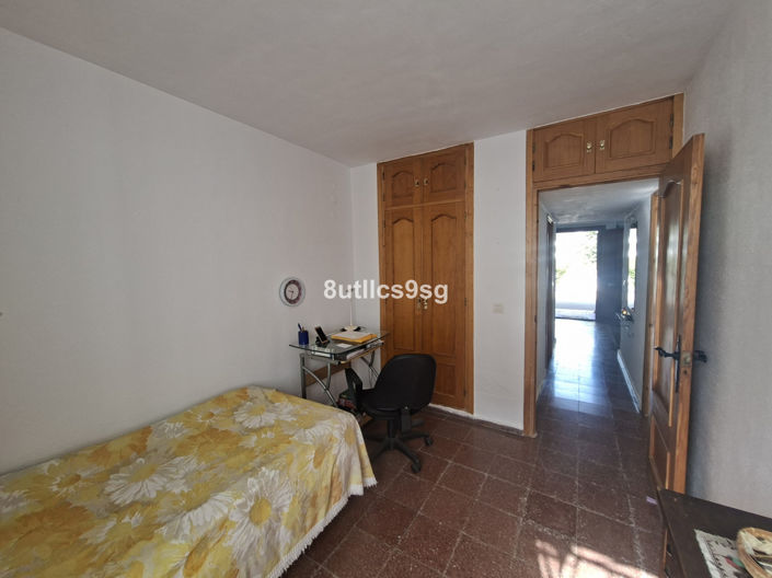 Image No.20-2 Bed Villa for sale