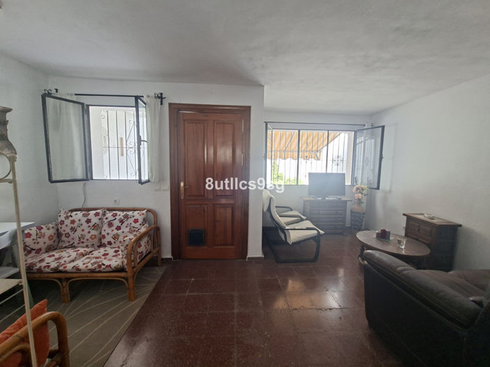 Image No.5-2 Bed Villa for sale