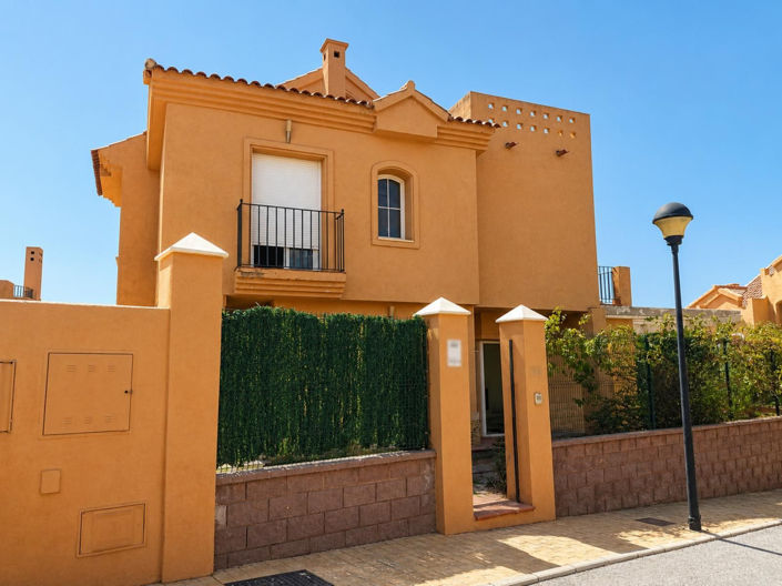 Image No.17-3 Bed Villa for sale