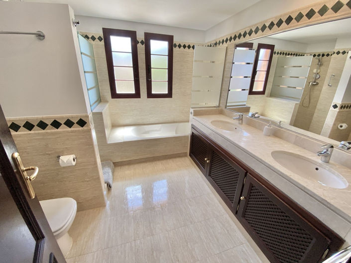 Image No.17-2 Bed Apartment for sale