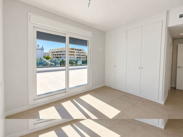 Image No.10-3 Bed Apartment for sale