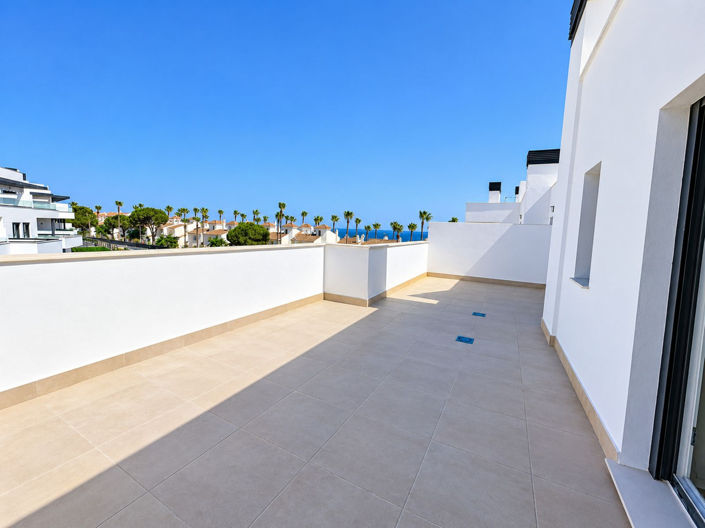 Image No.16-3 Bed Apartment for sale