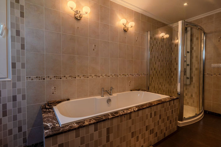 Image No.15-6 Bed Villa for sale