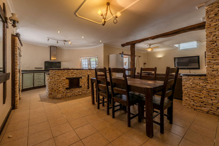 Image No.27-6 Bed Villa for sale
