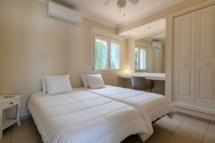 Image No.41-6 Bed Villa for sale
