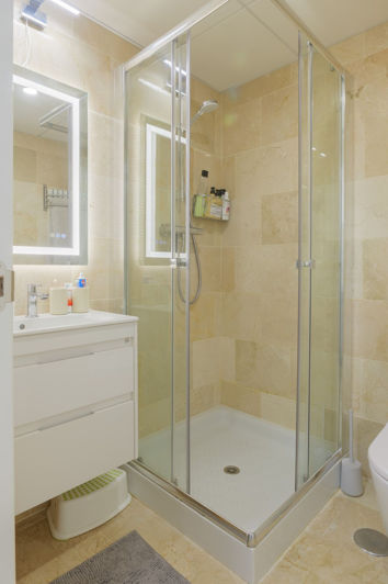 Image No.20-2 Bed Apartment for sale