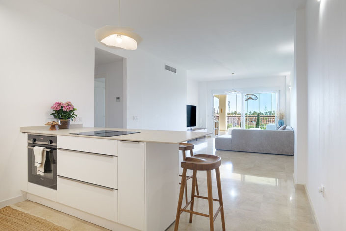Image No.8-2 Bed Apartment for sale