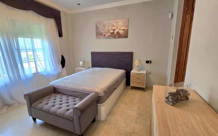 Image No.43-5 Bed Villa for sale
