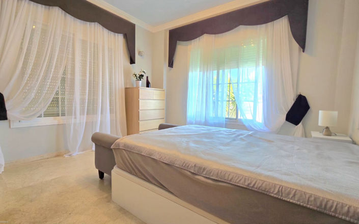 Image No.46-5 Bed Villa for sale