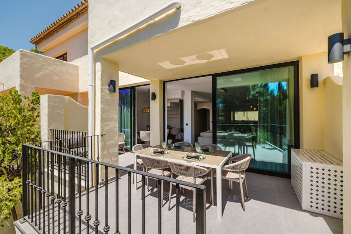 Image No.17-3 Bed Townhouse for sale