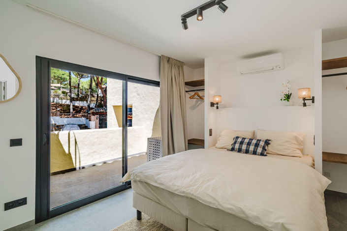 Image No.27-3 Bed Townhouse for sale