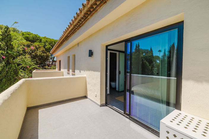 Image No.28-3 Bed Townhouse for sale