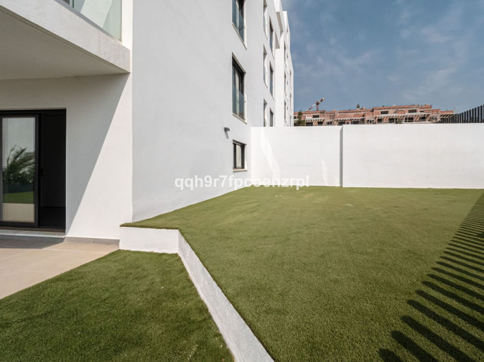 Image No.15-2 Bed Apartment for sale