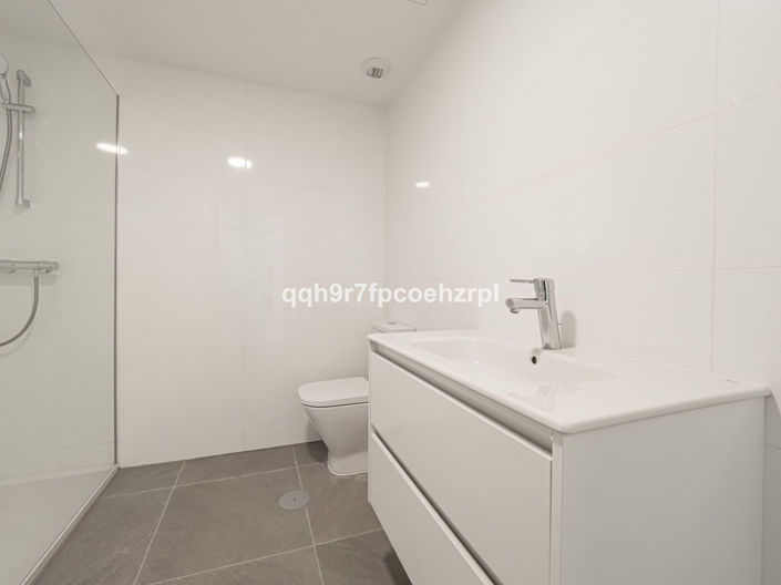 Image No.28-2 Bed Apartment for sale