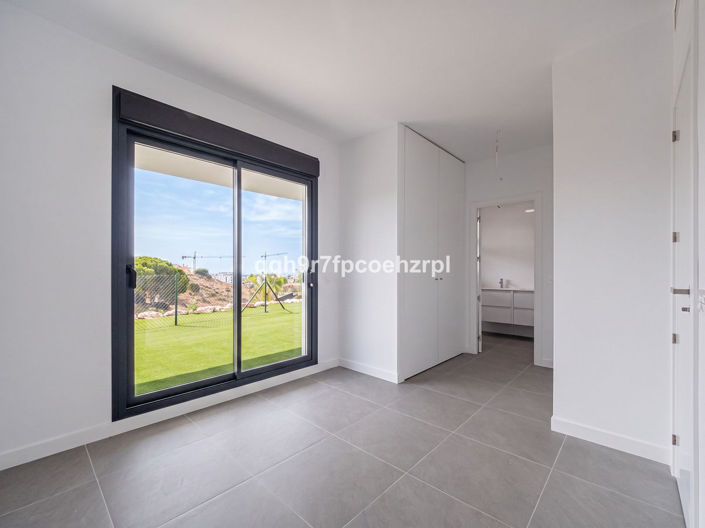 Image No.29-2 Bed Apartment for sale
