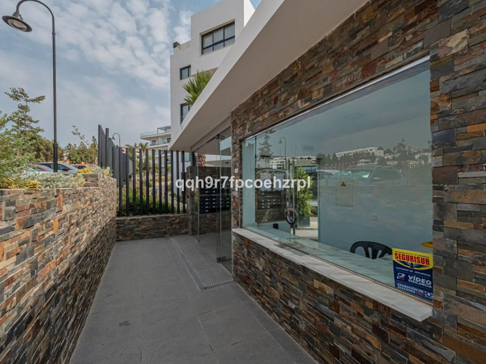 Image No.41-2 Bed Apartment for sale