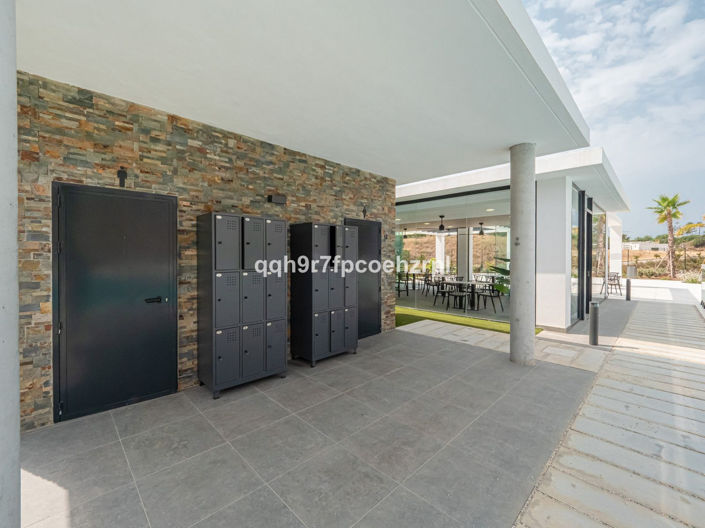 Image No.43-2 Bed Apartment for sale