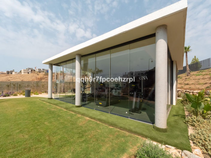 Image No.48-2 Bed Apartment for sale