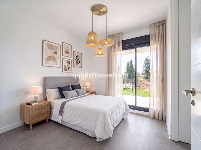 Image No.5-2 Bed Apartment for sale