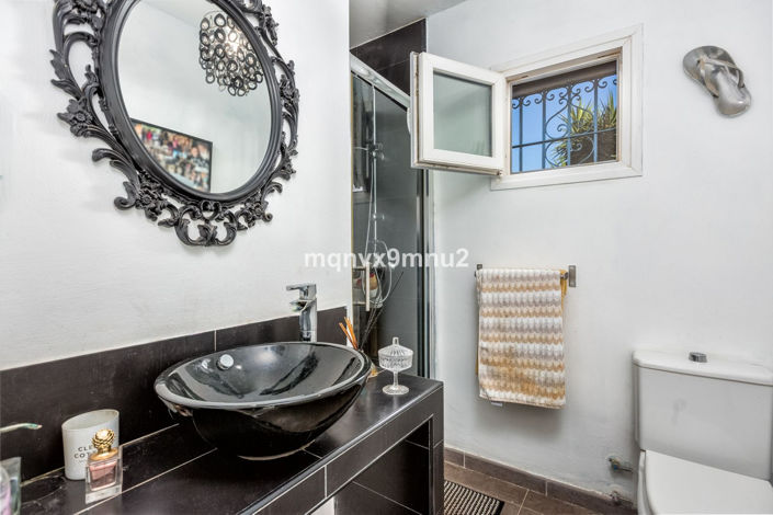 Image No.24-5 Bed Villa for sale