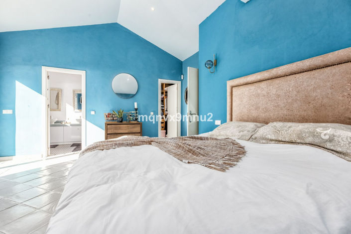 Image No.36-5 Bed Villa for sale