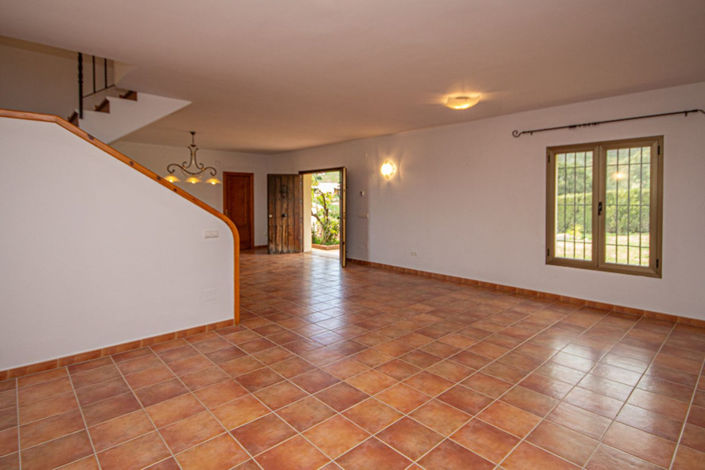 Image No.10-3 Bed Villa for sale