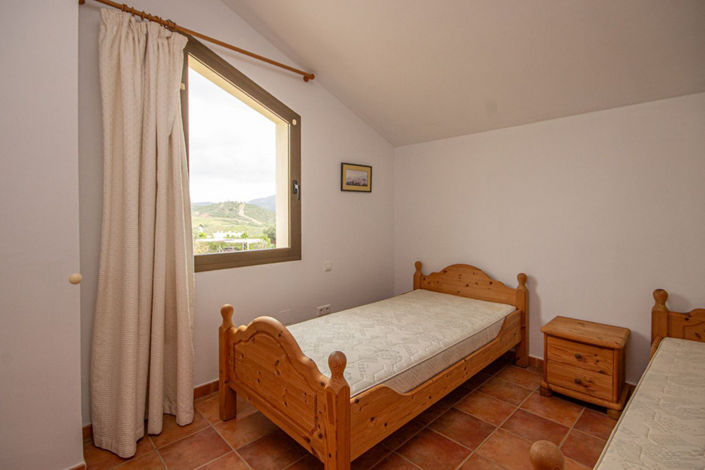Image No.12-3 Bed Villa for sale