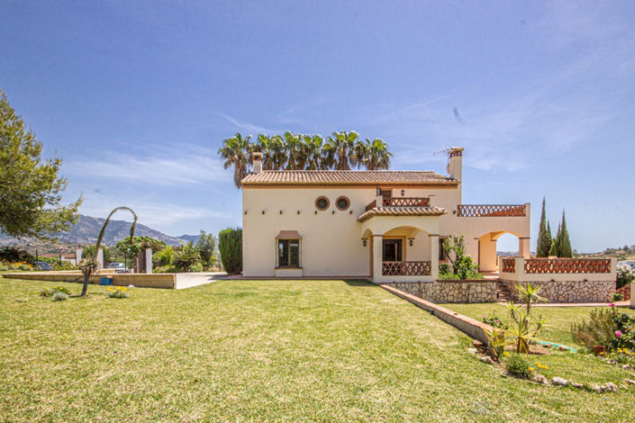 Image No.2-3 Bed Villa for sale
