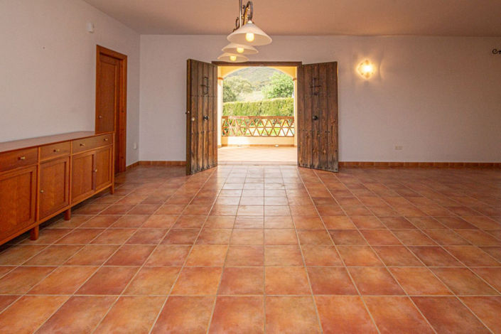 Image No.23-3 Bed Villa for sale