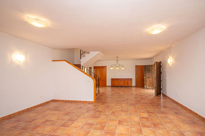 Image No.26-3 Bed Villa for sale