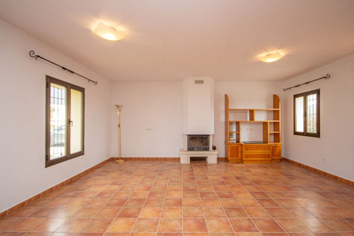 Image No.9-3 Bed Villa for sale