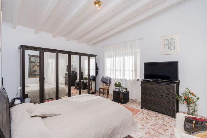 Image No.26-4 Bed Villa for sale