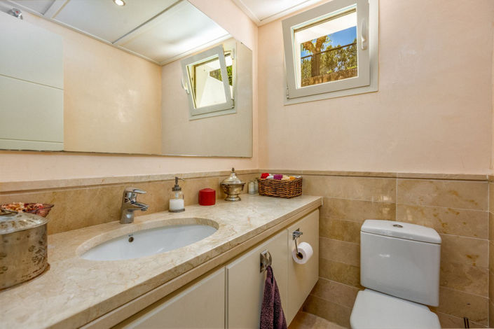 Image No.16-3 Bed Townhouse for sale