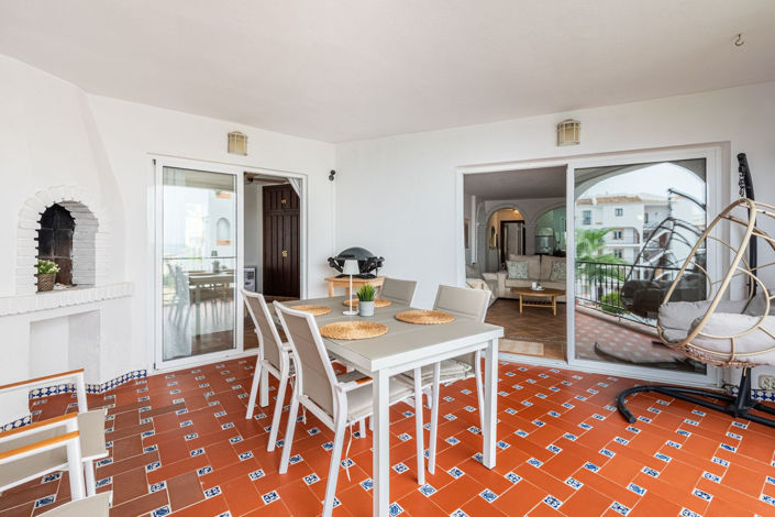 Image No.17-3 Bed Apartment for sale