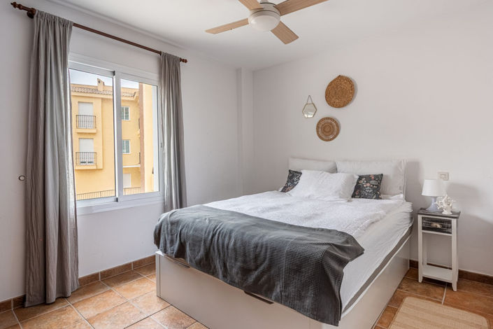 Image No.20-3 Bed Apartment for sale
