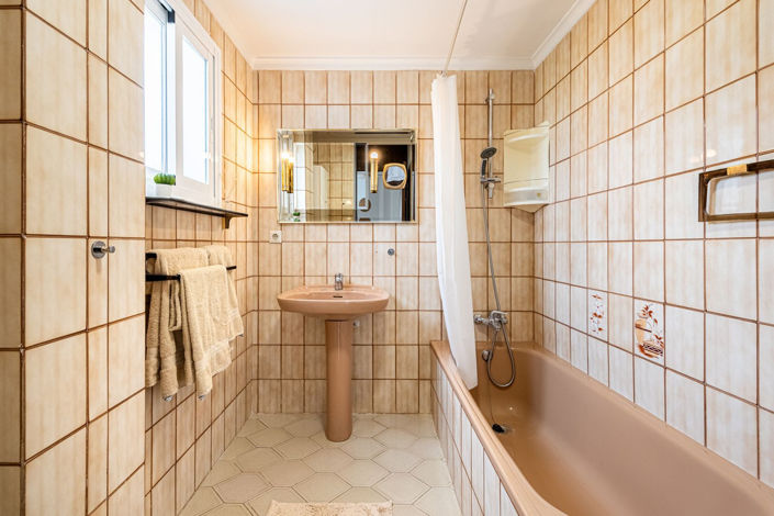 Image No.22-3 Bed Apartment for sale