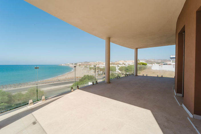 Image No.29-4 Bed Villa for sale