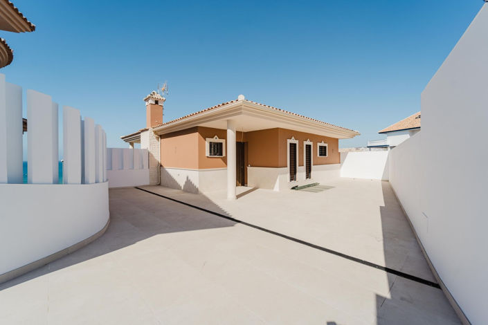 Image No.6-4 Bed Villa for sale