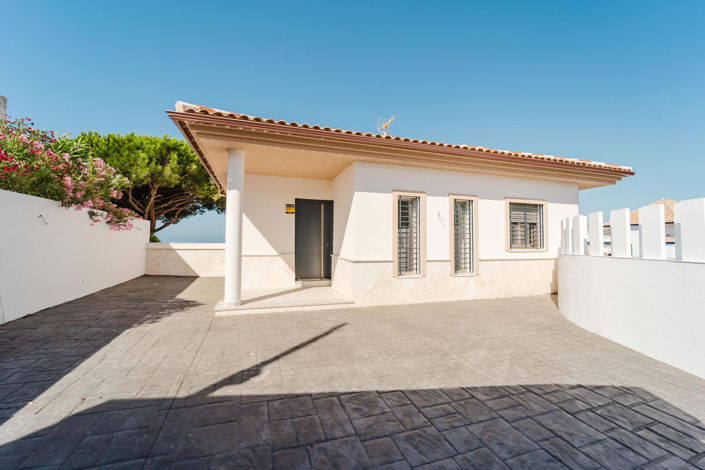 Image No.35-3 Bed Villa for sale