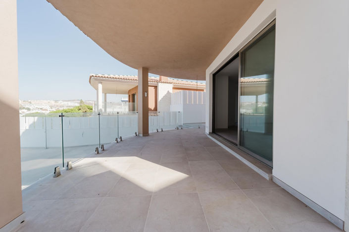 Image No.7-3 Bed Villa for sale