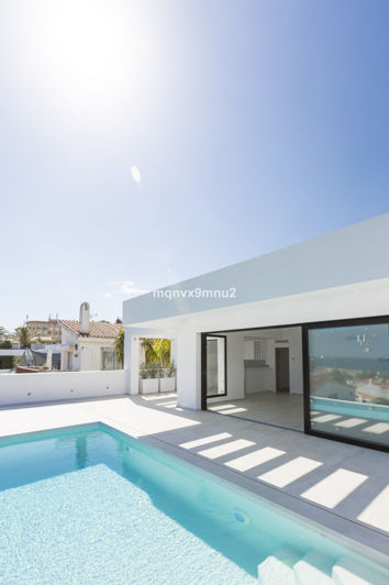 Image No.34-3 Bed Villa for sale