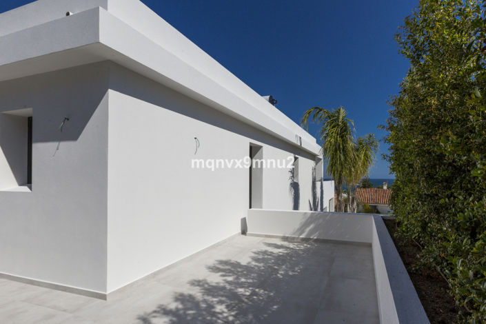 Image No.52-3 Bed Villa for sale